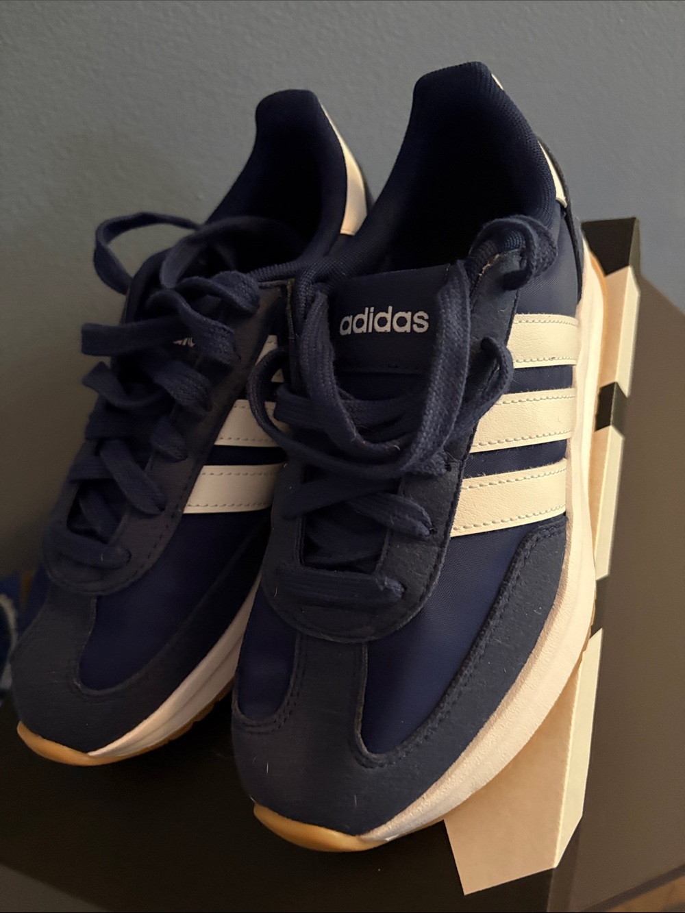 Boys Size 4 “GO Run” Adidas Navy Blue -Lace New just tried on